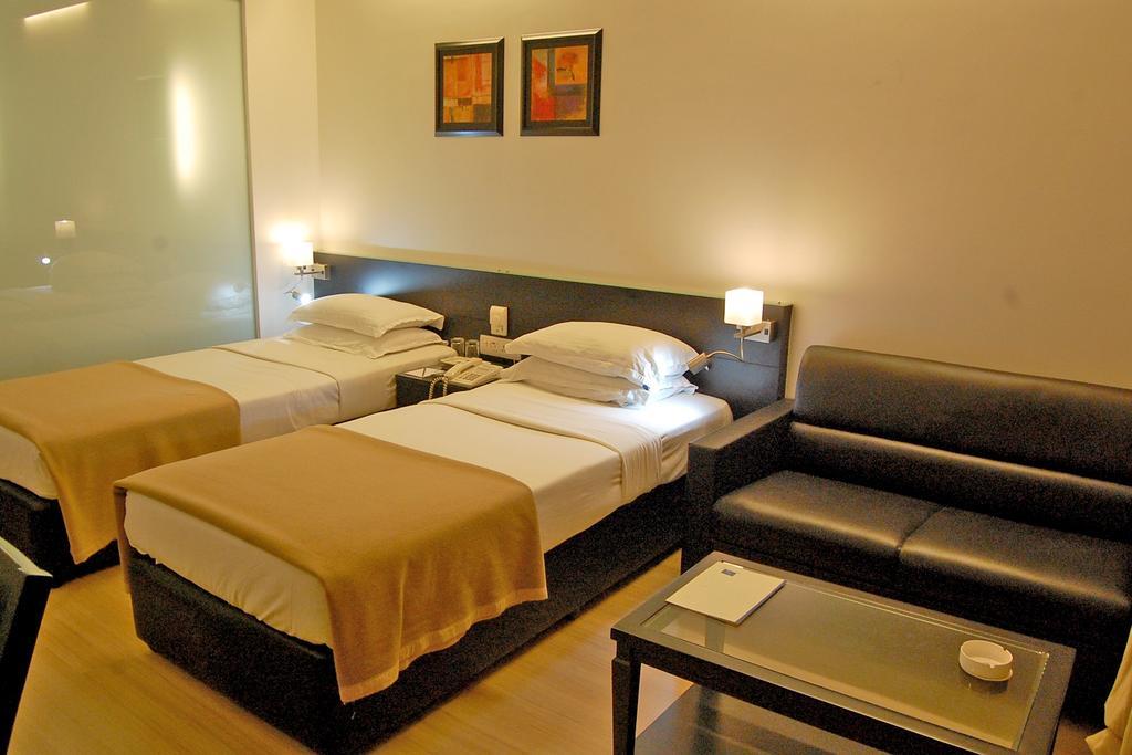 Comfort Inn Sunset Ahmedabad Ngoại thất bức ảnh