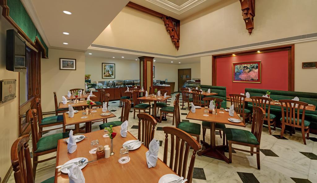 Comfort Inn Sunset Ahmedabad Ngoại thất bức ảnh