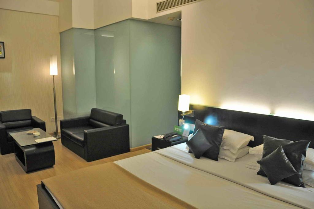 Comfort Inn Sunset Ahmedabad Ngoại thất bức ảnh