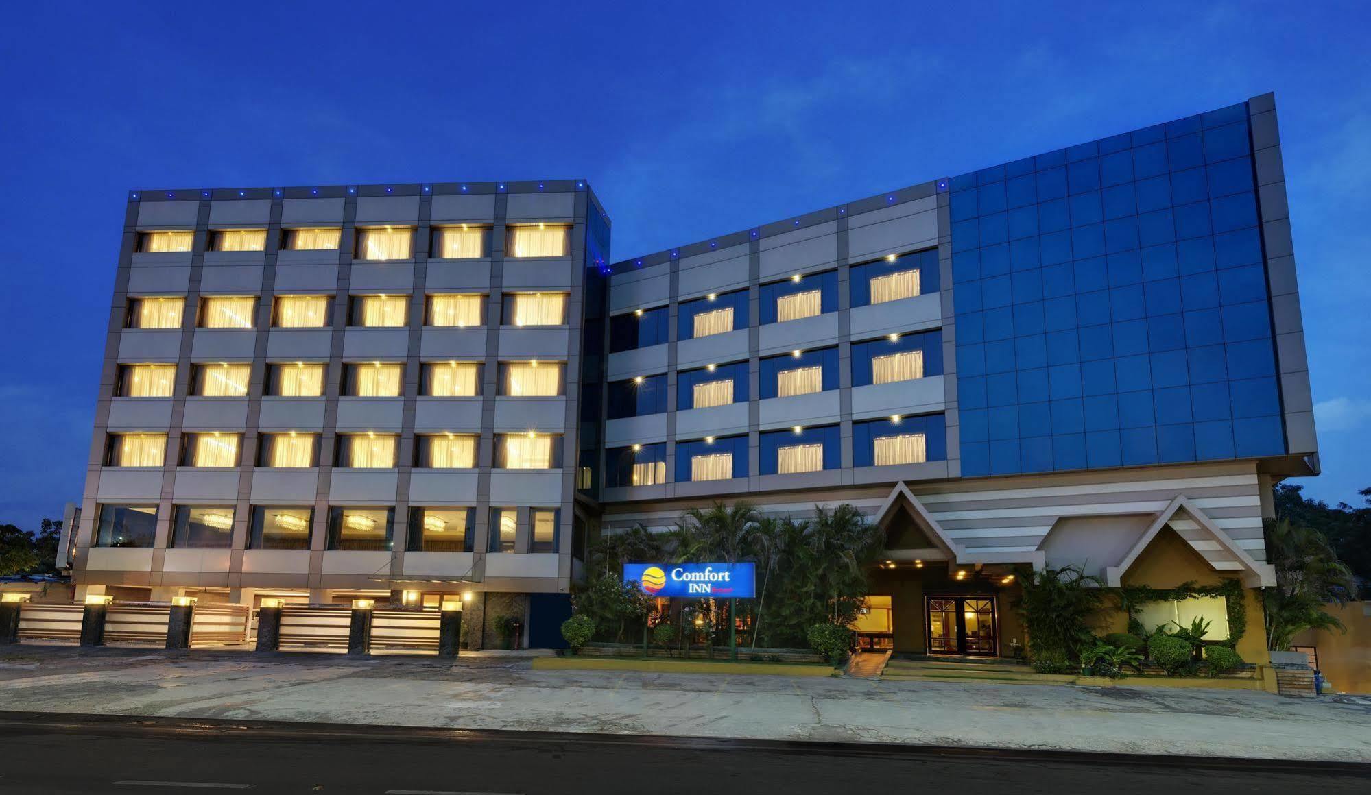 Comfort Inn Sunset Ahmedabad Ngoại thất bức ảnh
